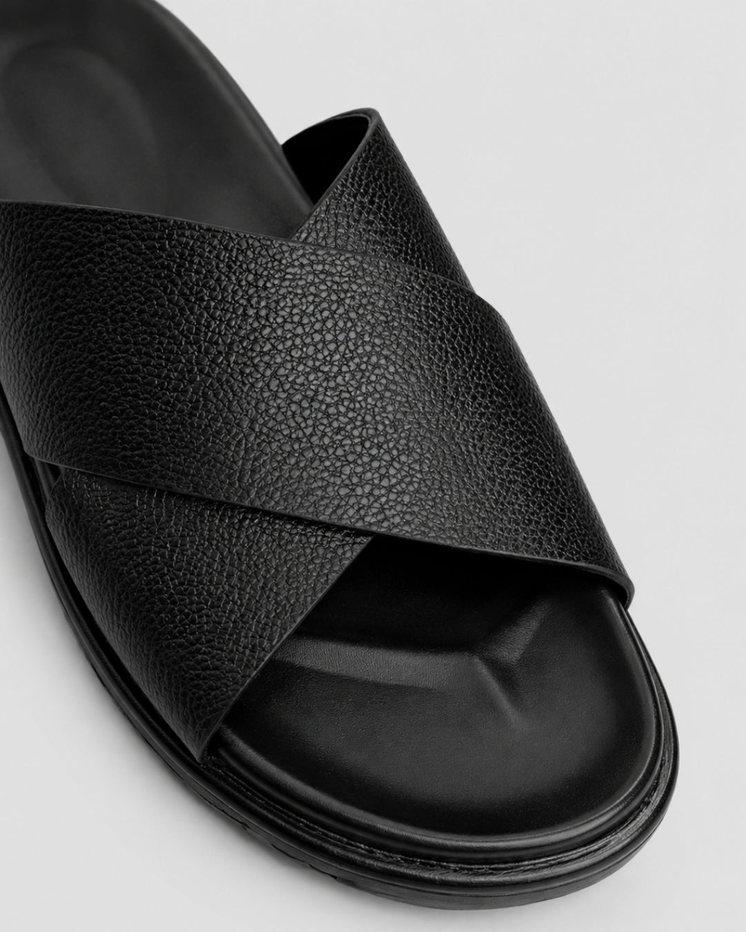 MK Criss-Cross Slides Secondary image