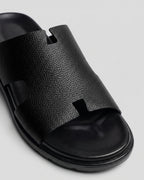 MK H-style Leather Slipper BLK