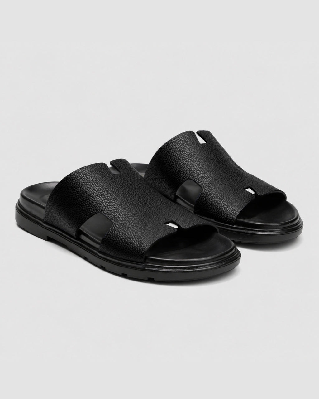 MK H-style Leather Slipper BLK