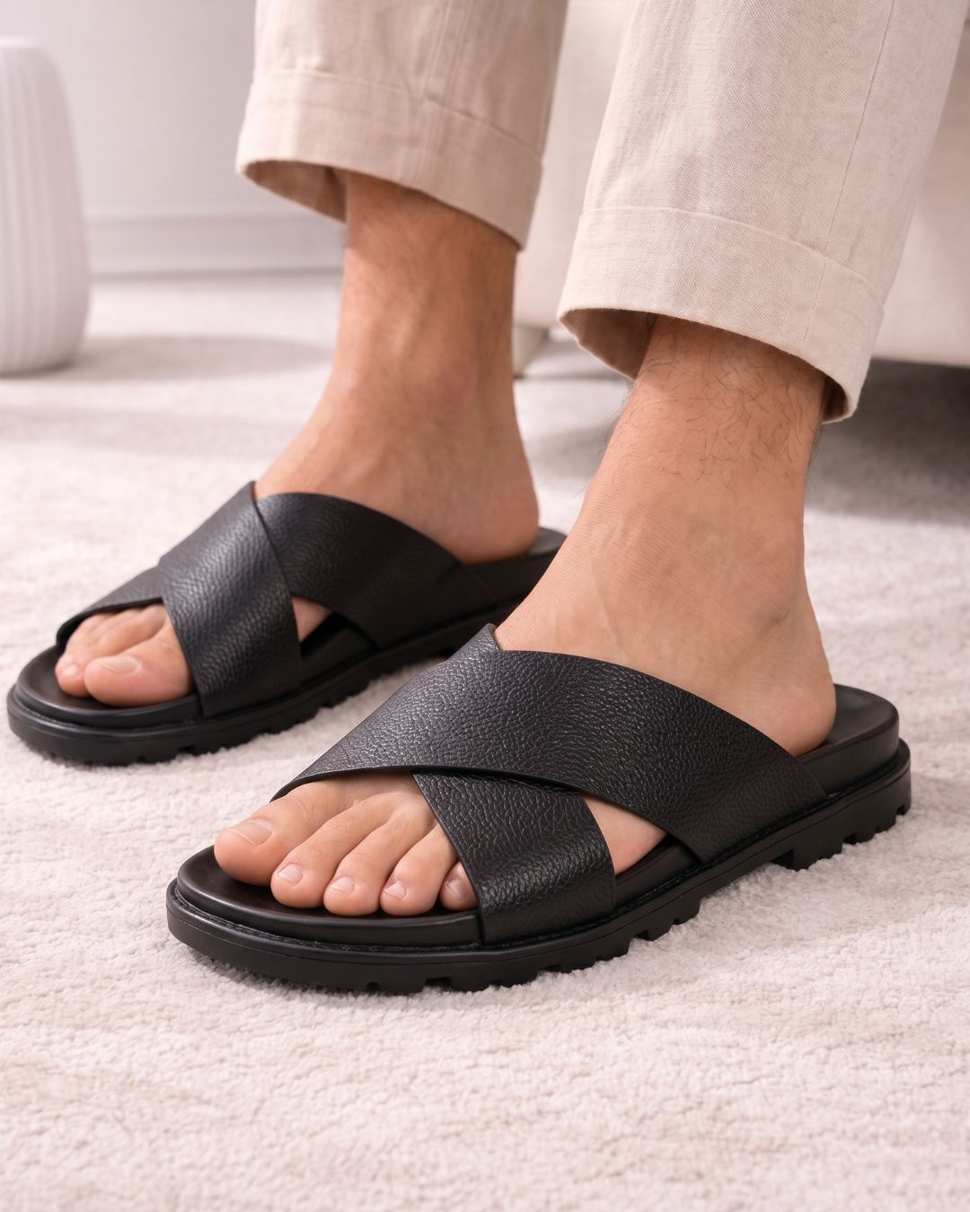 MK Criss-Cross Slides Main image